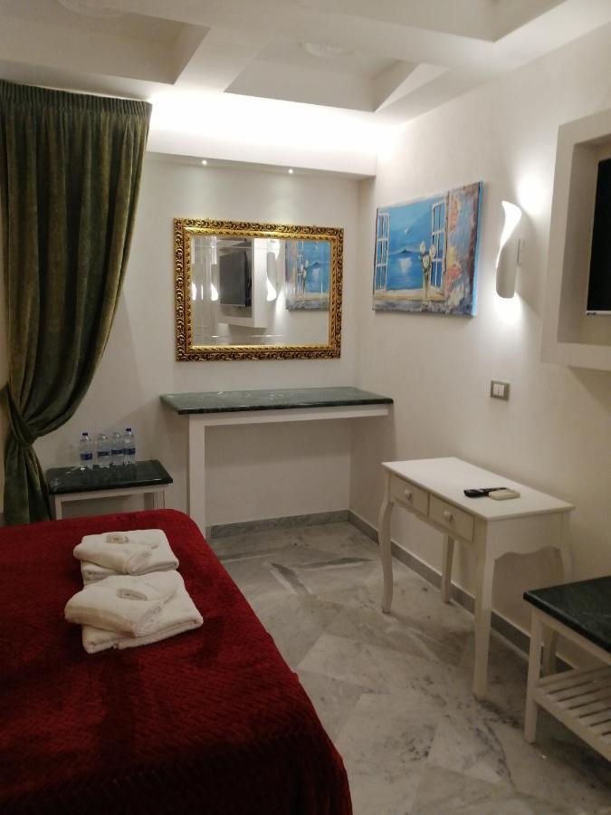 Federico 70 Giada Economy Hotel ปาแลร์โม ภายนอก รูปภาพ